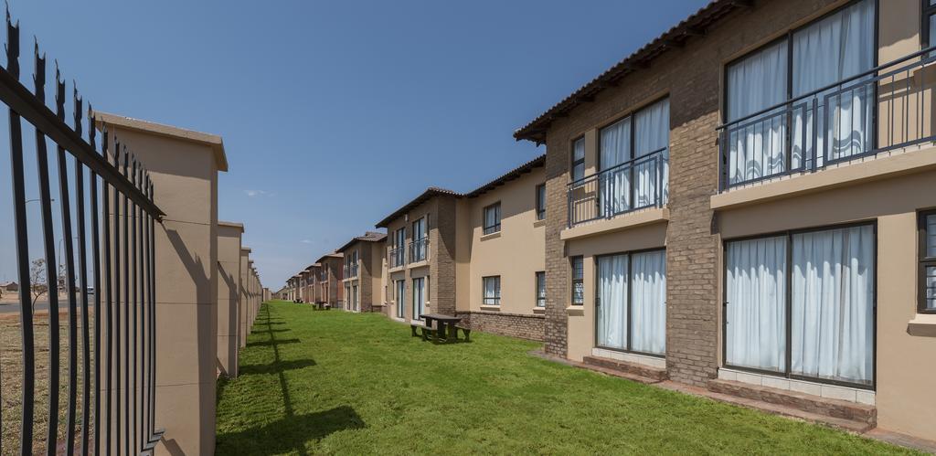 Kathu Inn Екстериор снимка