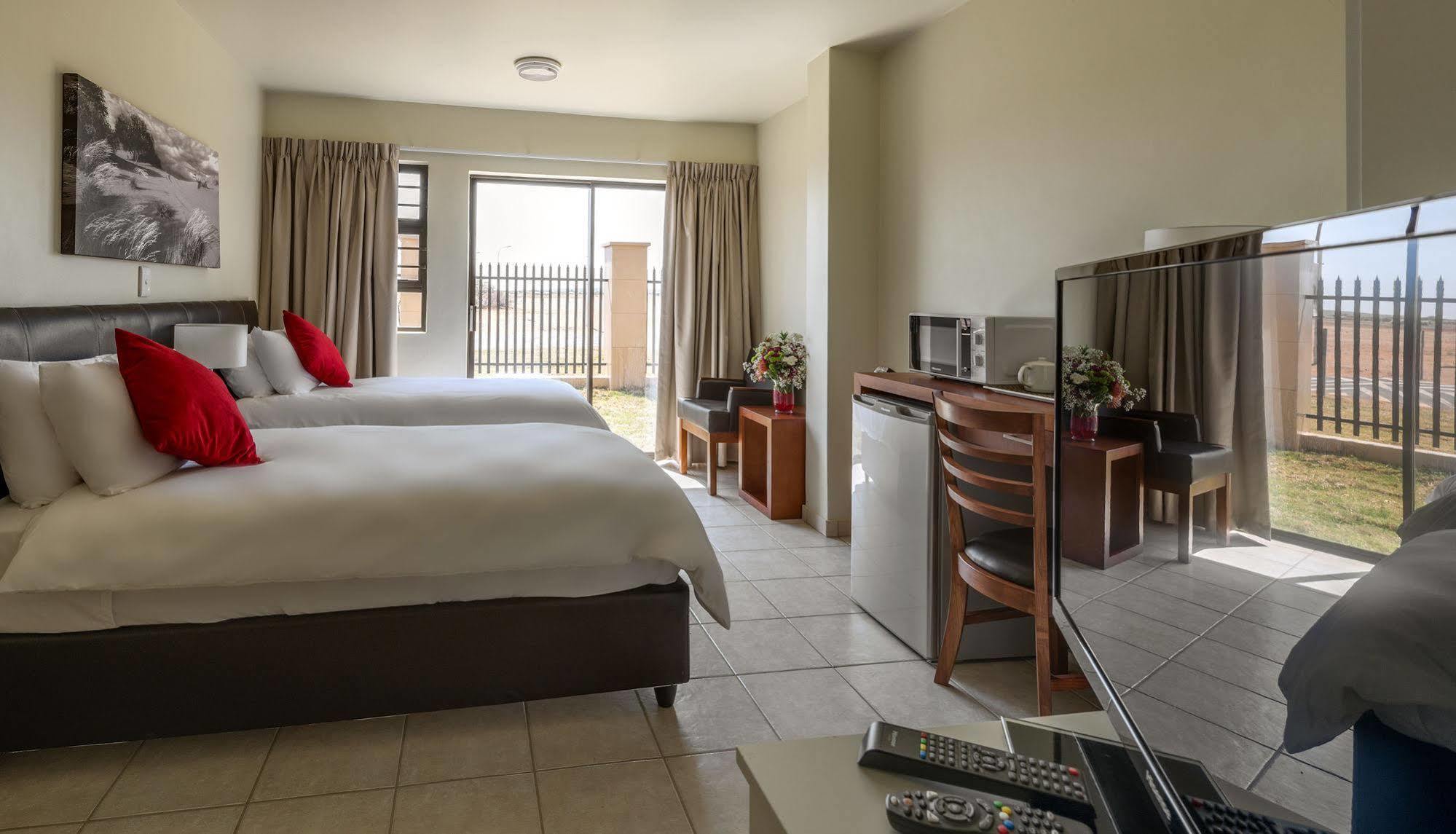Kathu Inn Екстериор снимка